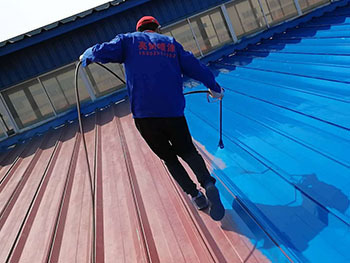 你知道舊房彩鋼瓦除銹防腐翻新價(jià)格嗎？